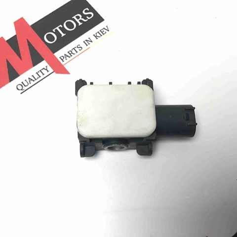 Датчик подушки безопасности A0038202926 MERCEDES
