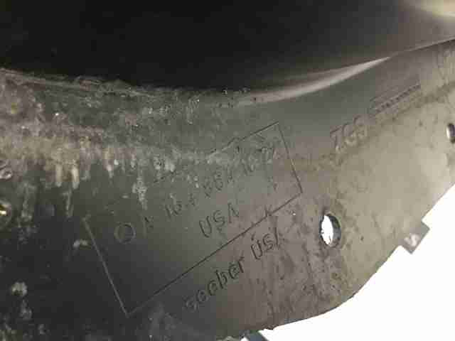 MERCEDES A1648841022 Подкрылок крыла переднего правый задний в наличии Украина