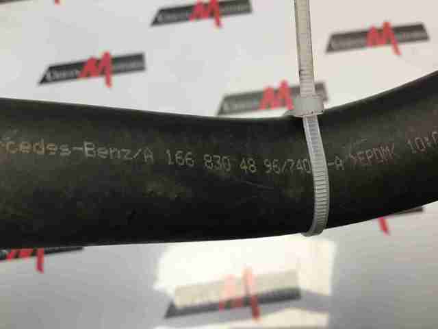 Патрубок системи охолодження A1668304896 MERCEDES