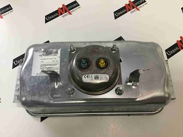 Подушка безопасности боковая A1668600302 MERCEDES