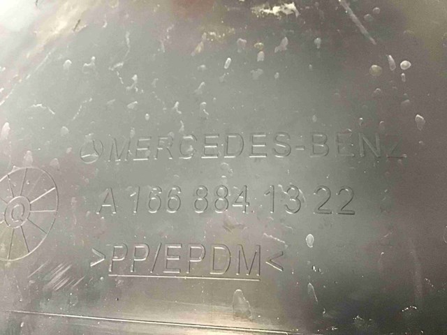 MERCEDES A1668841322 Подкрылок задний левый в наличии Тернополь