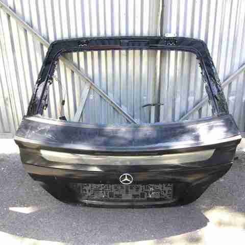 Дверь задняя багажная A2037400305 MERCEDES