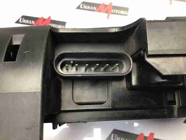 Коробка предохранителей A2045403650 MERCEDES