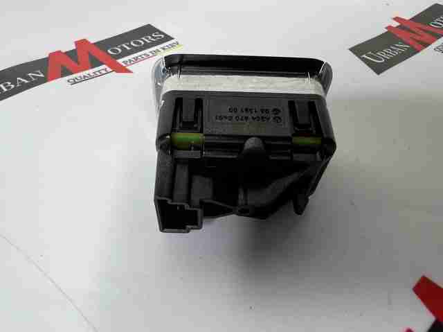 Кнопки переднего левого стекло подъёмника A2048700451 MERCEDES