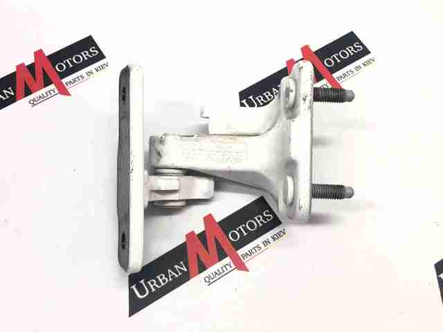 MERCEDES A2137302002 Петля двери задней правой в наличии Сумы