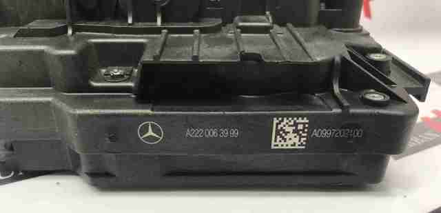 MERCEDES A2220063999 Замок двери передней правой в наличии Киев