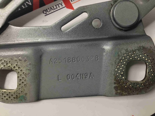 MERCEDES A2518800328 Петля капота левая в наличии Чернигов