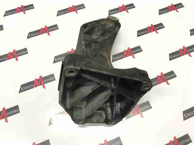 MERCEDES A6512230004 Кронштейн подушки (опоры) двигателя левой в наличии Полтава