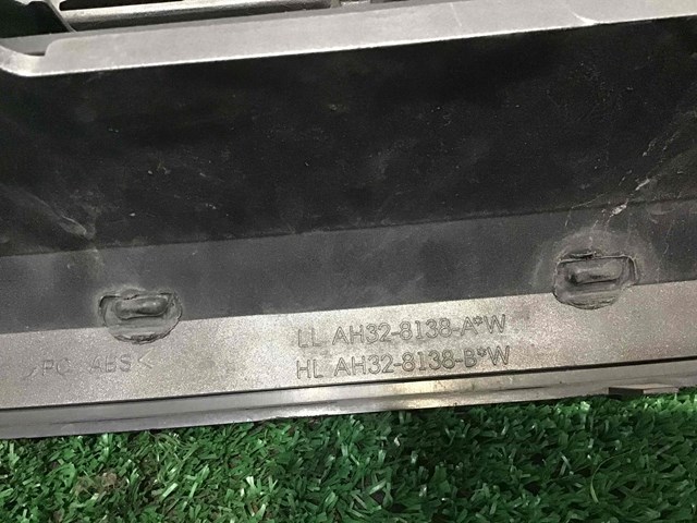 LAND ROVER AH328138AW в наличии Львов