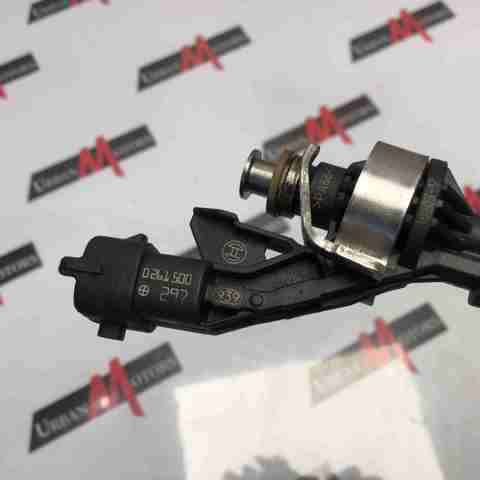 JAGUAR AJ813718 Форсунка впрыска топлива в наличии Чернигов