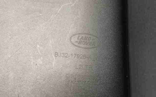 BJ3217926A LAND ROVER Накладка бампера заднего левая купить в Сумы