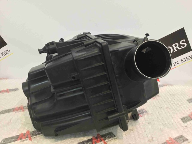 LAND ROVER BJ329600AE в наличии Днепр