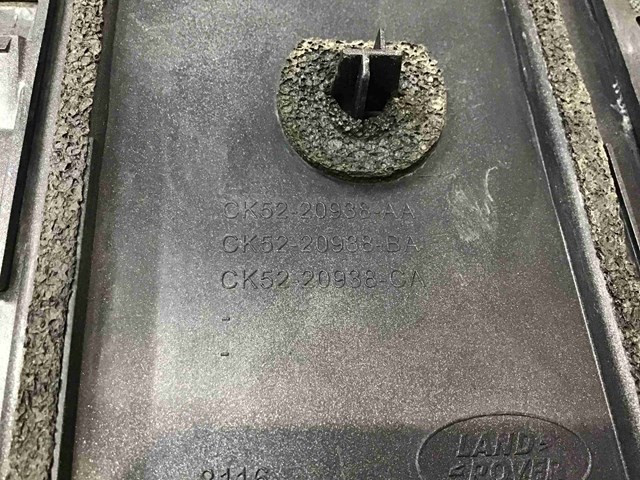 LAND ROVER CK5220938AA Накладка двери передней правой в наличии Ужгород