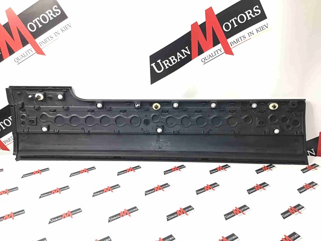 LAND ROVER CK5221064AD8LML Молдинг двери передней правой нижний в наличии Львов