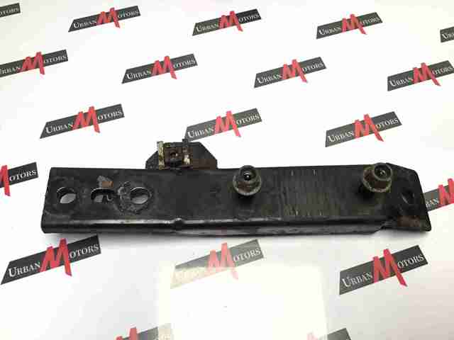 Кронштейн передней балки CPLA5N103BJ LAND ROVER