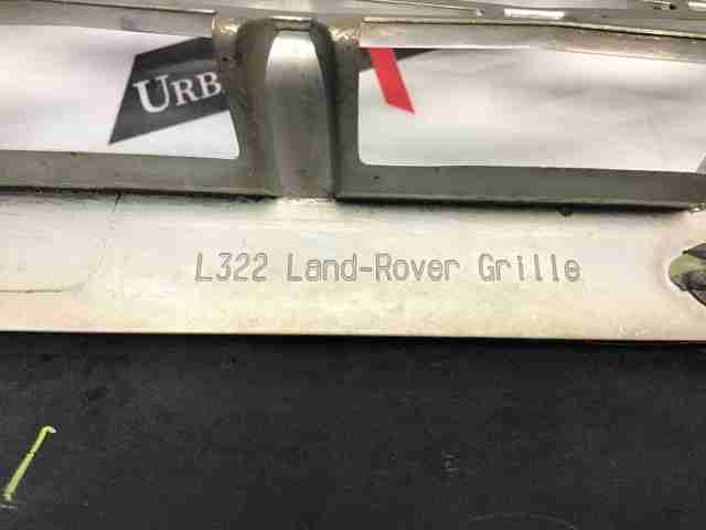 DHB500182LPO LAND ROVER Решетка радиатора купить в Николаев