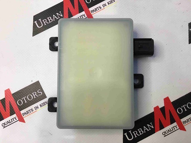 LAND ROVER FK7214F152AC в наличии Винница