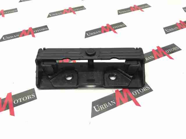 FQQ500060 LAND ROVER Петля-зацеп (ответная часть) замка двери задней (багажной 3/5-й) купить в Каменское