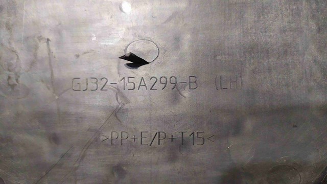 LAND ROVER GJ3215A299B в наличии Украина
