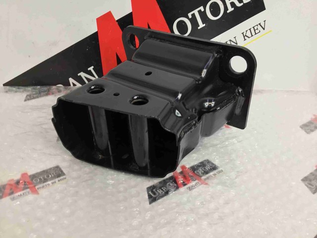 LAND ROVER HY3217A934AC в наличии Ужгород