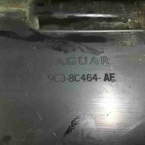 J9C3982 JAGUAR Верхний дефлектор радиатора купить в Николаев