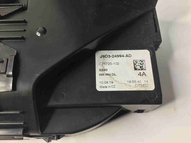 JAGUAR J9D324994AD в наличии Черновцы