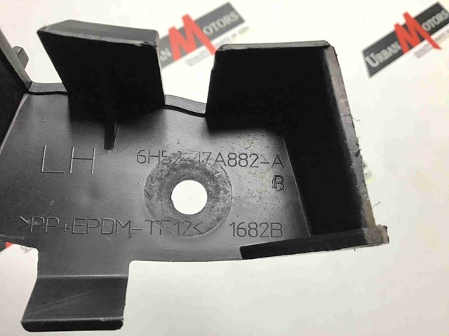 Левый кронштейн заднего бампера LR002168 LAND ROVER