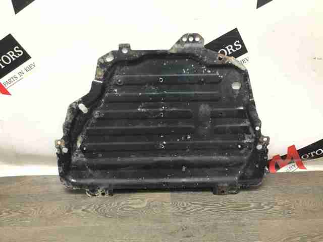 Защита поддона двигателя LR006779 LAND ROVER