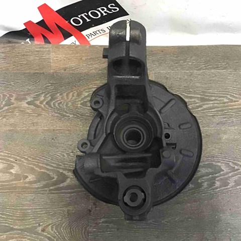 LR006963 LAND ROVER Цапфа (поворотный кулак) задний левый купить в Чернигов