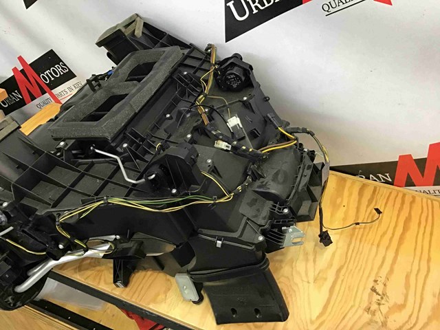 LAND ROVER LR010838 в наличии Львов