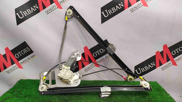 Механизм стеклоподъемника водительской двери LR011319 LAND ROVER