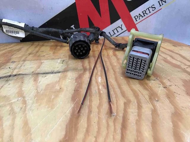 LR012432 LAND ROVER купить в Черновцы
