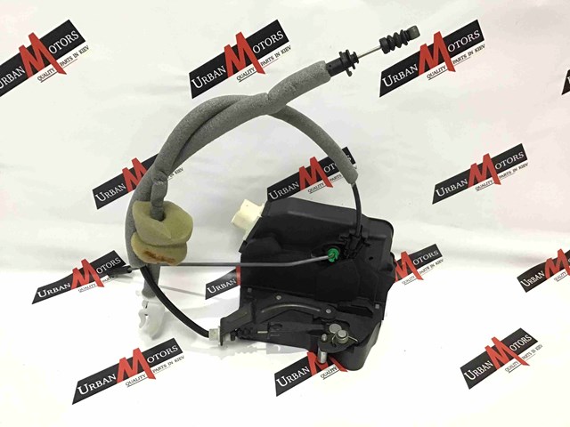 LAND ROVER LR013381 Замок двери задней левой в наличии Николаев