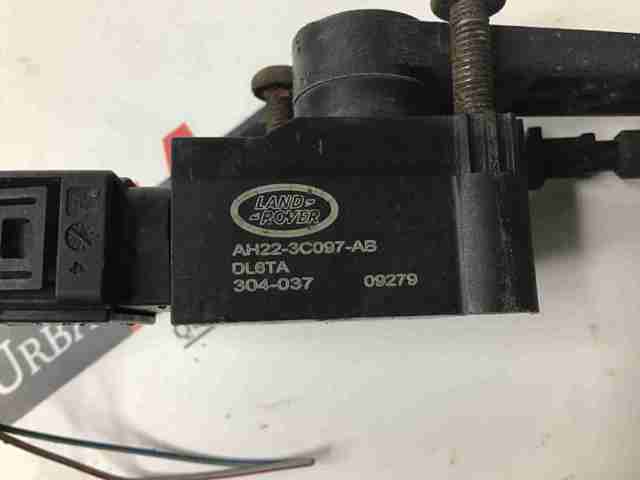 LR013915 LAND ROVER Датчик положения кузова купить в Сумы