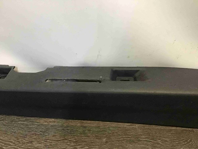 LR014201 LAND ROVER Накладка (молдинг) порога наружная правая купить в Каменское