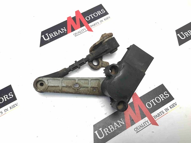LR014586 LAND ROVER Датчик уровня положения кузова передний купить в Львов