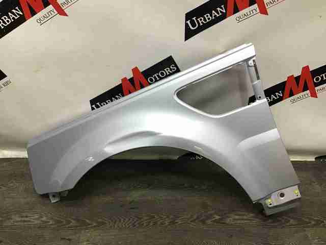 Крыло левое LR015037 LAND ROVER