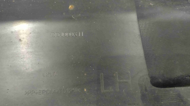 Накладка наружняя (молдинг) порога, левый LR018176 LAND ROVER