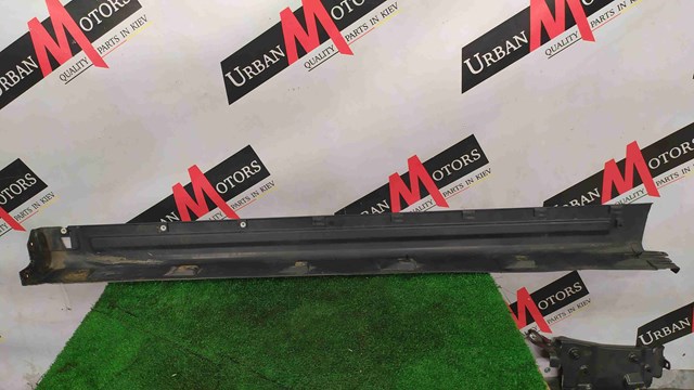 LR018176 LAND ROVER Накладка (молдинг) порога наружная левая купить в Сумы