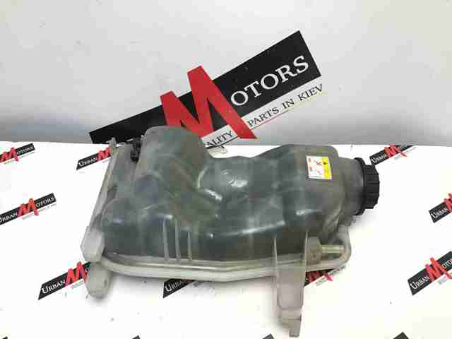 Бачок расширительный LR023077 LAND ROVER