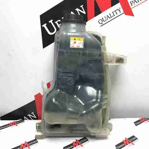 LR023077 LAND ROVER Бачок системы охлаждения купить в Черкассы