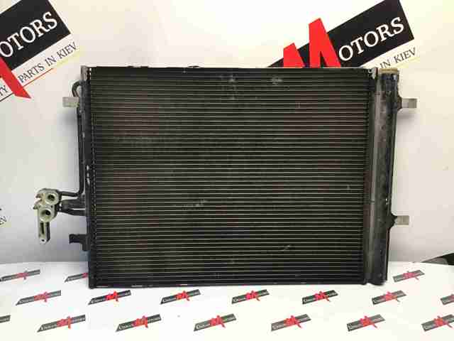 LAND ROVER LR023921 Радиатор кондиционера в наличии Каменское