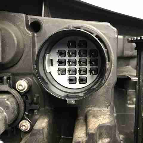 LAND ROVER LR024254 Фара правая в наличии Каменское