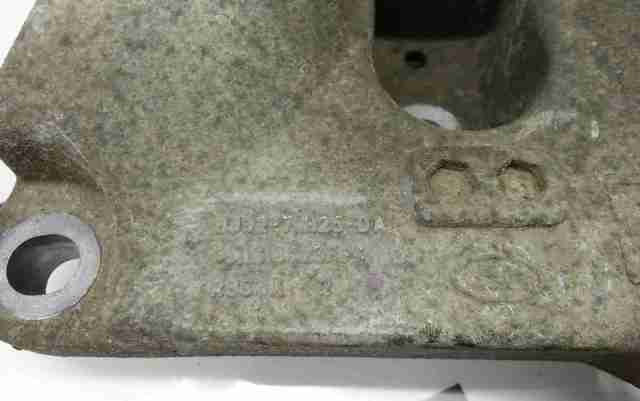 LR024742 LAND ROVER купить в Ровно