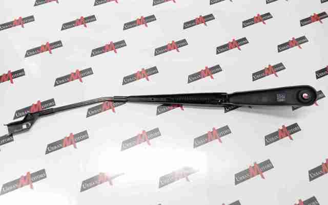 LR025118 LAND ROVER Поводок стеклоочистителя купить в Львов