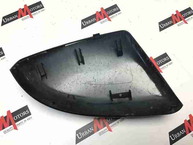 Накладка/крышка зеркала заднего вида, левая LR025171 LAND ROVER