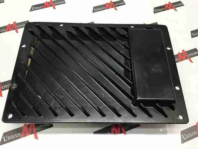 LR026010 LAND ROVER Усилитель звука аудиосистемы купить в Чернигов