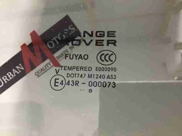LAND ROVER LR026714 Стекло двери задней правой в наличии Винница