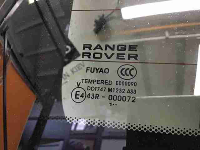Стекло заднее, 3/5-й двери (ляды) LR026734 LAND ROVER