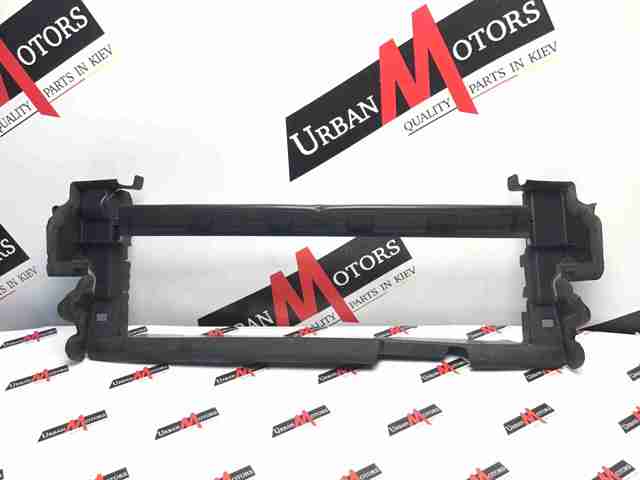 Воздуховоды системы охлаждения двигателя LR027022 LAND ROVER